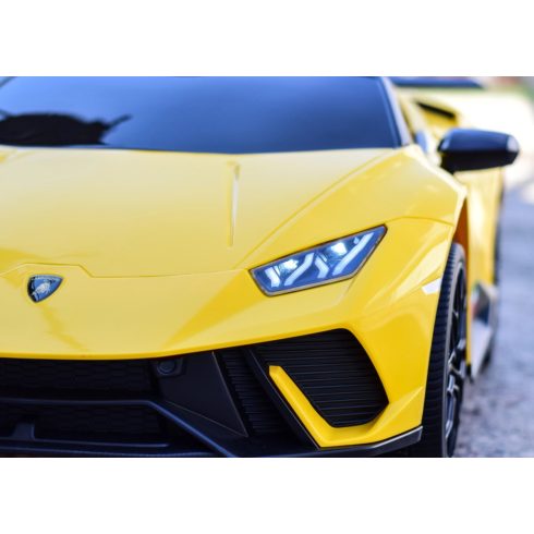 Lamborghini Huracan, 4x4, 120W, 12V elektromos kisautó - Sárga